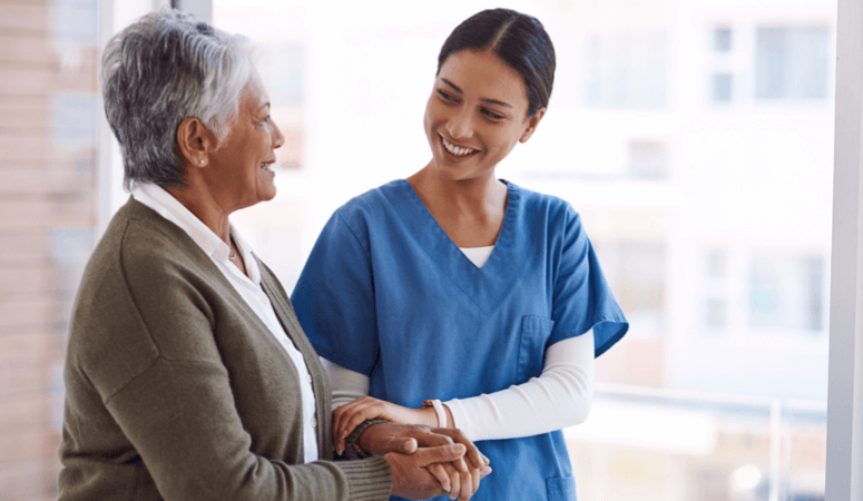 أدوار الممرضة بعد العمليات